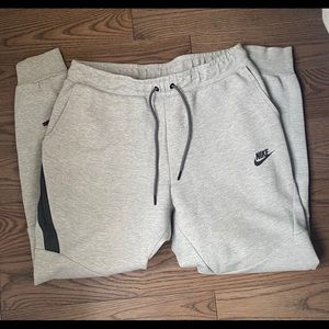 Nike Tech Fleece Joggers